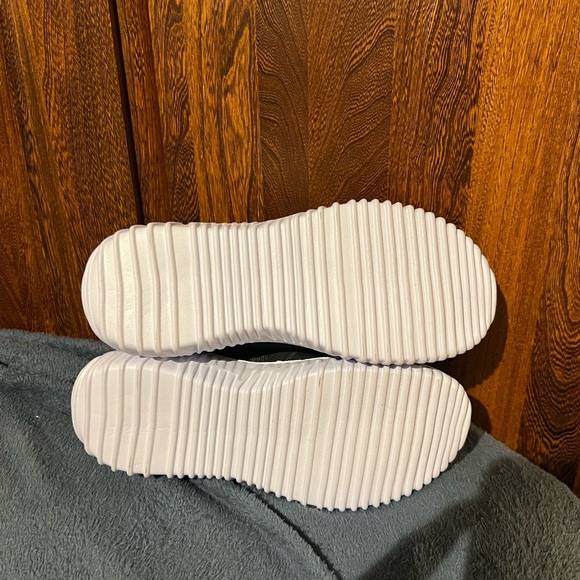 RBX Black with Pink Accents Shoes, womens size 7, new with tag - Picture 7 of 8